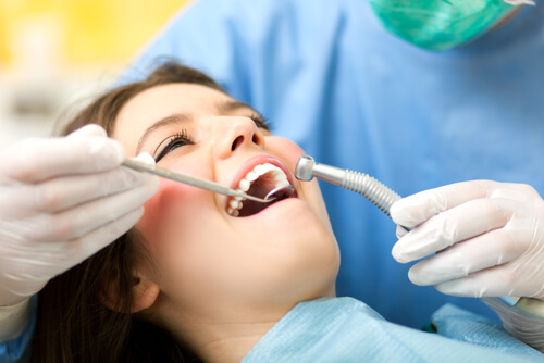 Signs and Symptoms: Do You Need to See a Dentist?